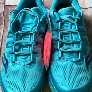 saucony womens freedom